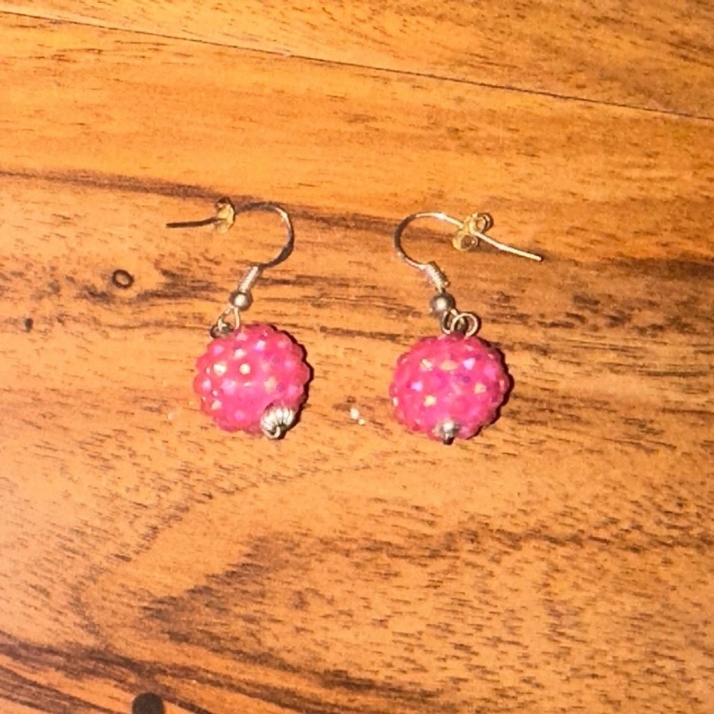Dangle Earrings - Picture 2 of 3